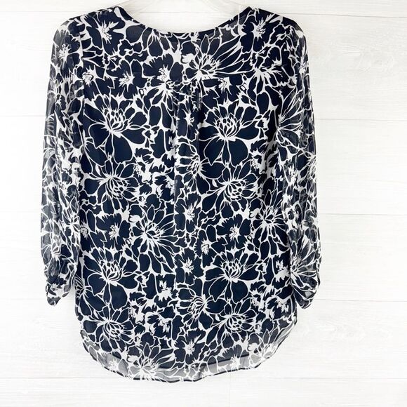 Diane Von Furstenberg Floral Relaxed Silk Top - Picture 4 of 7
